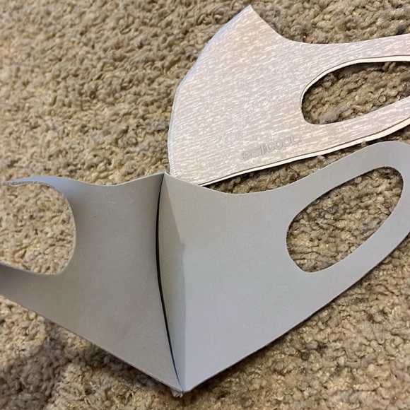 Two 32° Cool Kids Face Masks - Picture 2 of 2